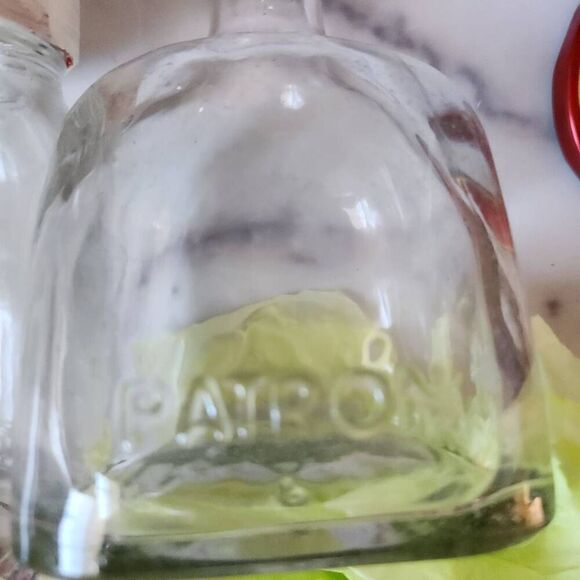 Woven wicker round basket handles various clear glass bottles vintage spice pine - Picture 5 of 11